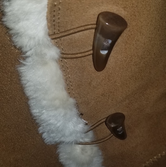 BOOTS - Picture 7 of 8